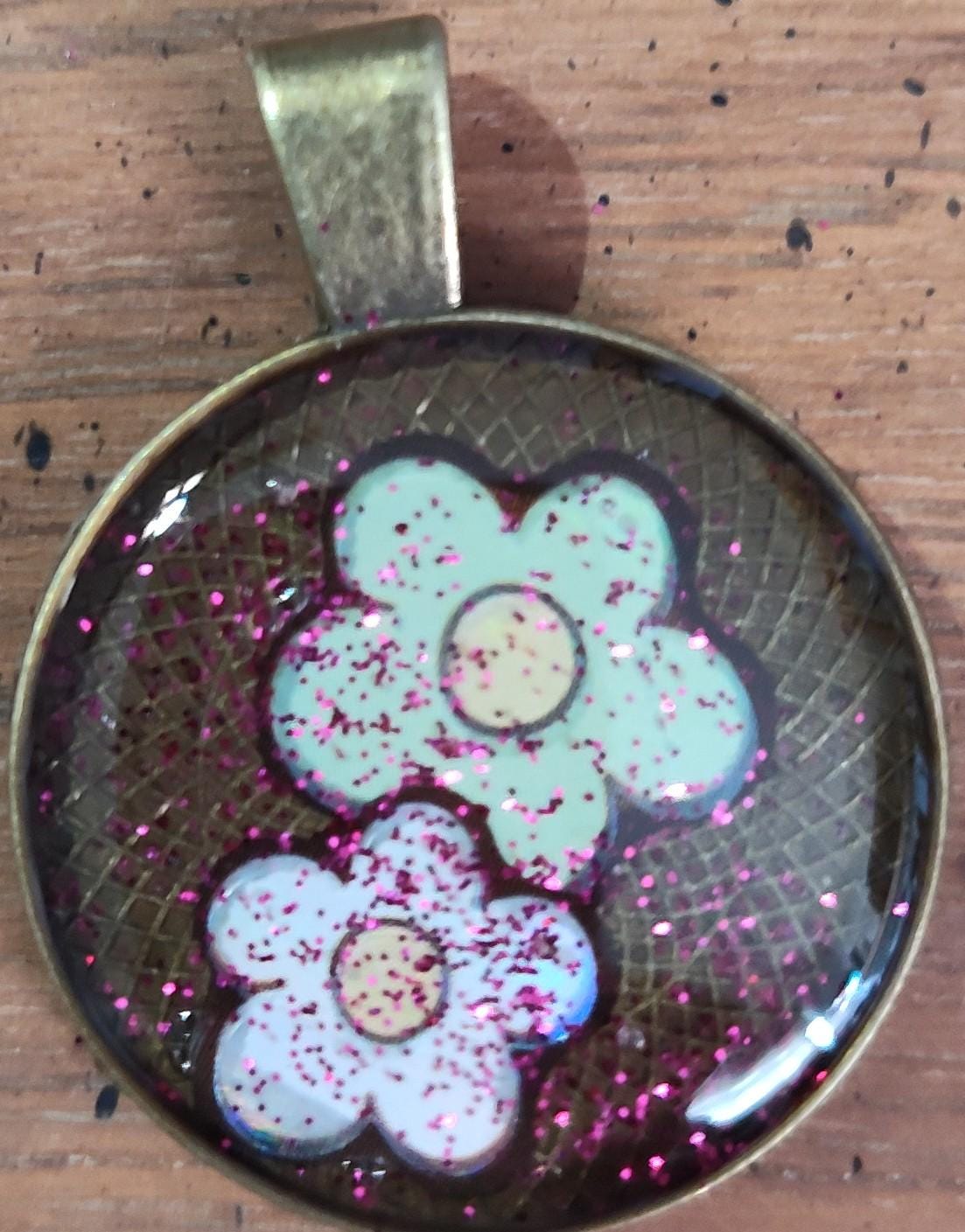 Round Easter Foil Sticker Pendant for Shiny Things Lovers